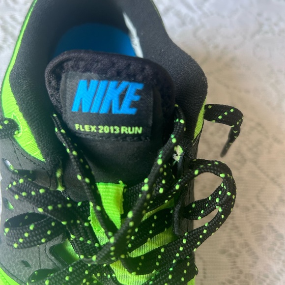 NIKE Flex 2013 Run Size 6Y - Picture 4 of 6